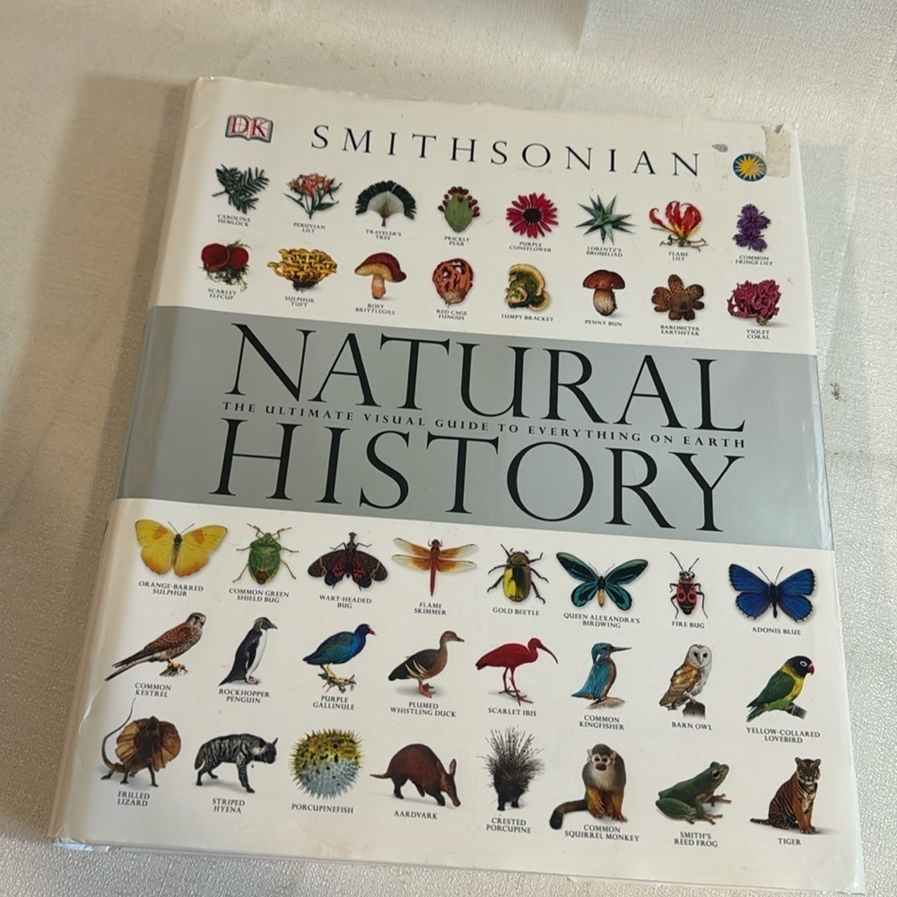 Smithsonian Natural History ultimate visual guide DK Publishing Hardcover - Picture 1 of 11